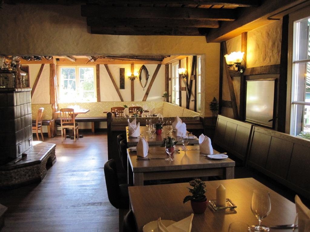 Wisskirchen Hotel & Restaurant Odenthal Exterior photo